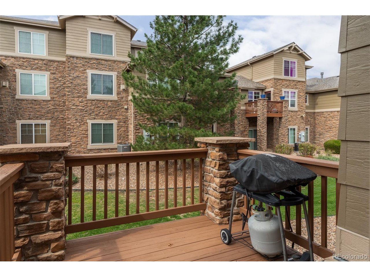 22110 E Jamison Pl, Aurora, CO 80016 — photo 2