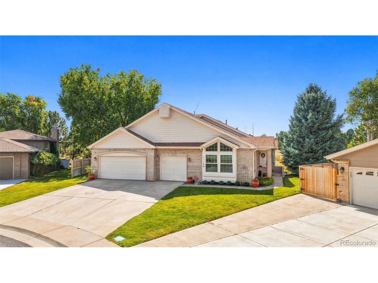 11149 Dartmoor Ct — photo