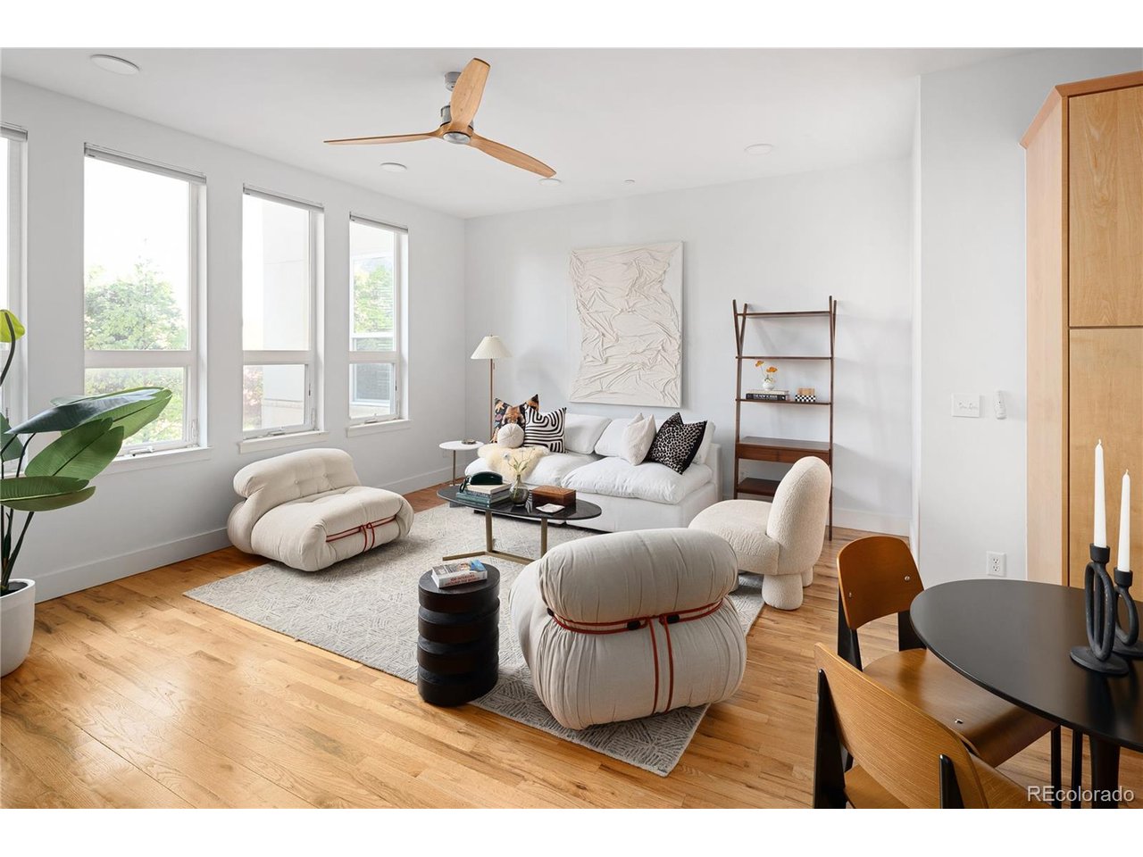 340 S Lafayette St Unit 201 — photo