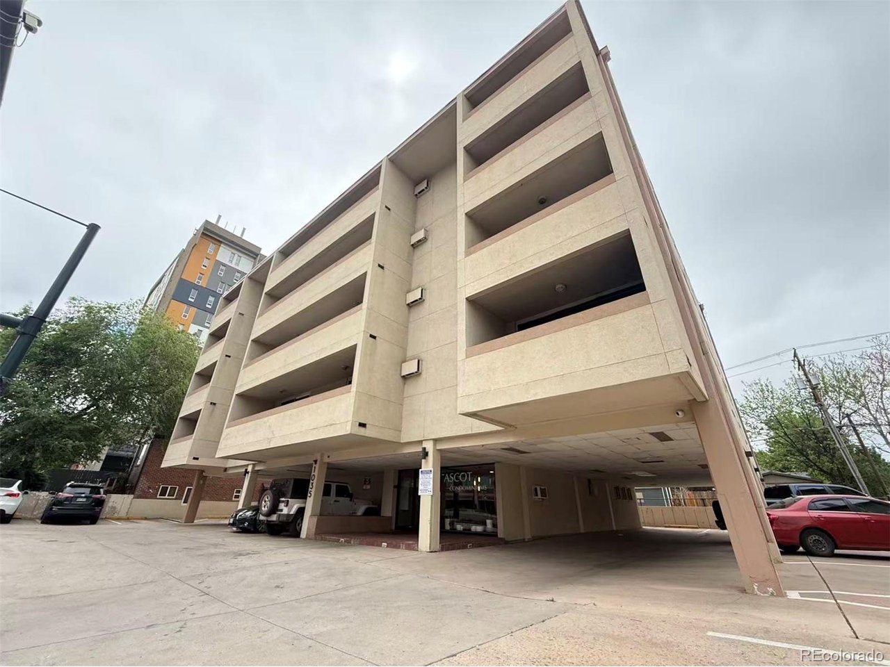 1035 Colorado Blvd 505 — photo
