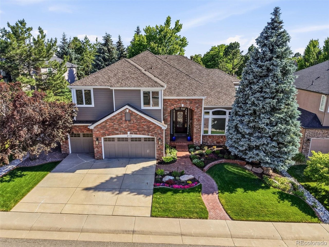 9779 Bay Hill Dr — photo