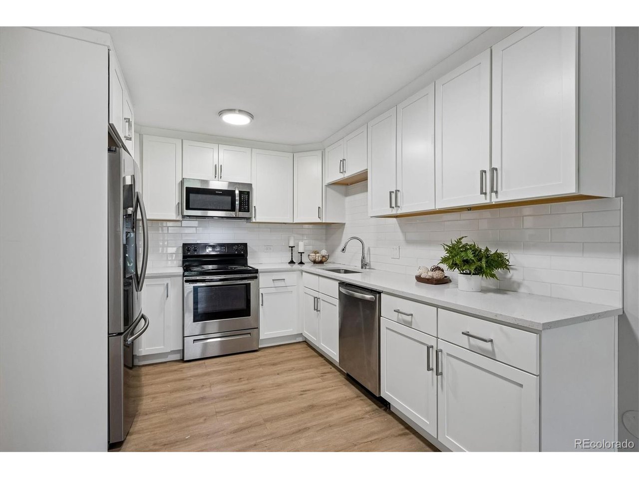 620 S Alton Way Unit 9a — photo