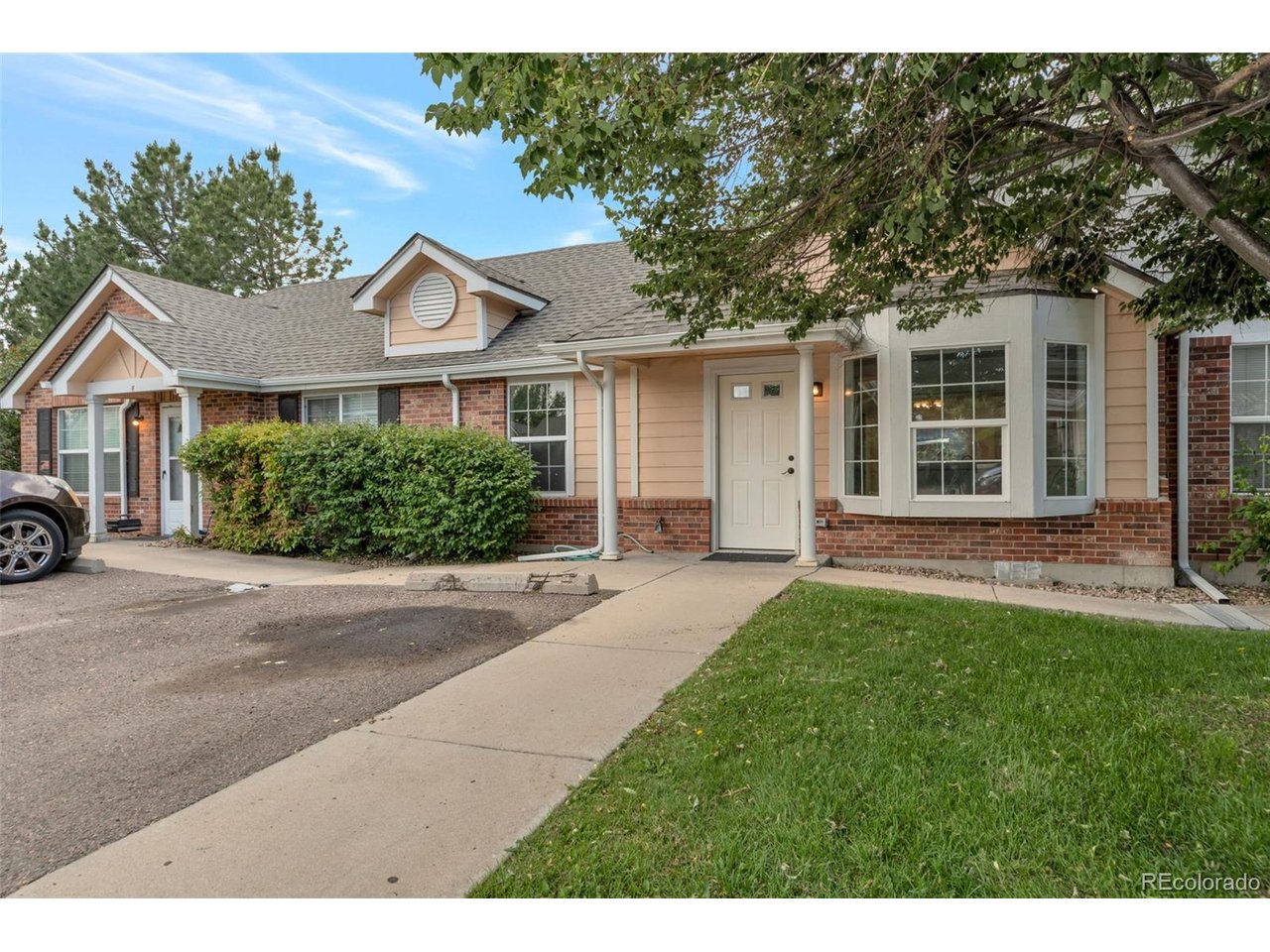 1728 Eagle St E, Aurora, CO 80011 — photo 2