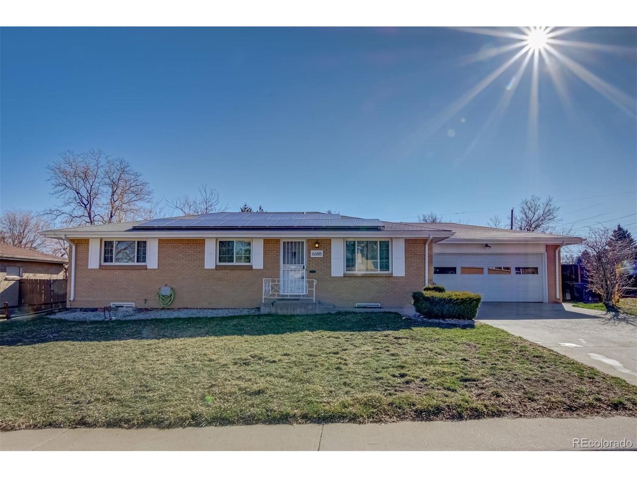 6688 S Wellington Ct — photo