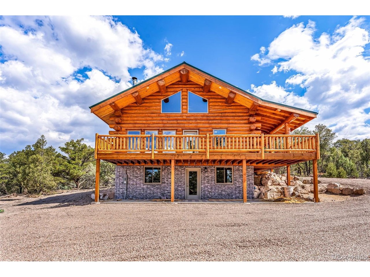 467 Coytote Ct — photo
