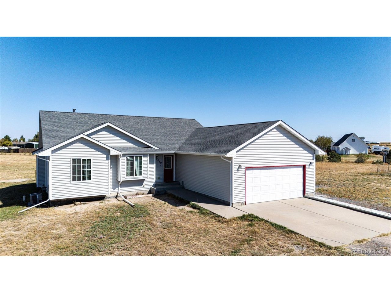1850 Comanche Dr — photo