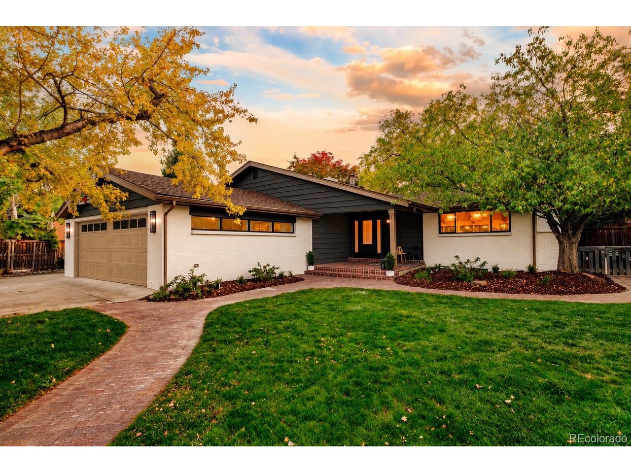 3061 Mountain Shadows Dr — photo