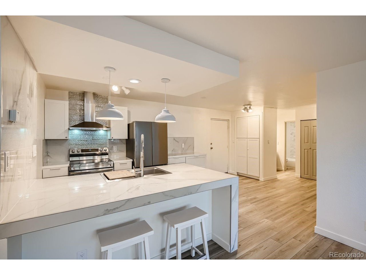 1250 Golden Cir 113 — photo