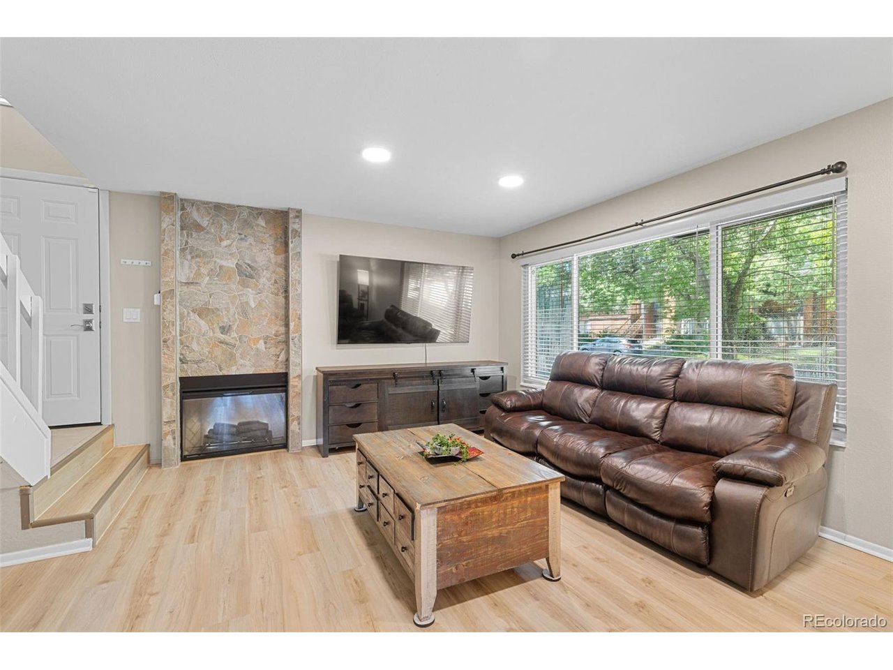 1206 S Dillon Way — photo