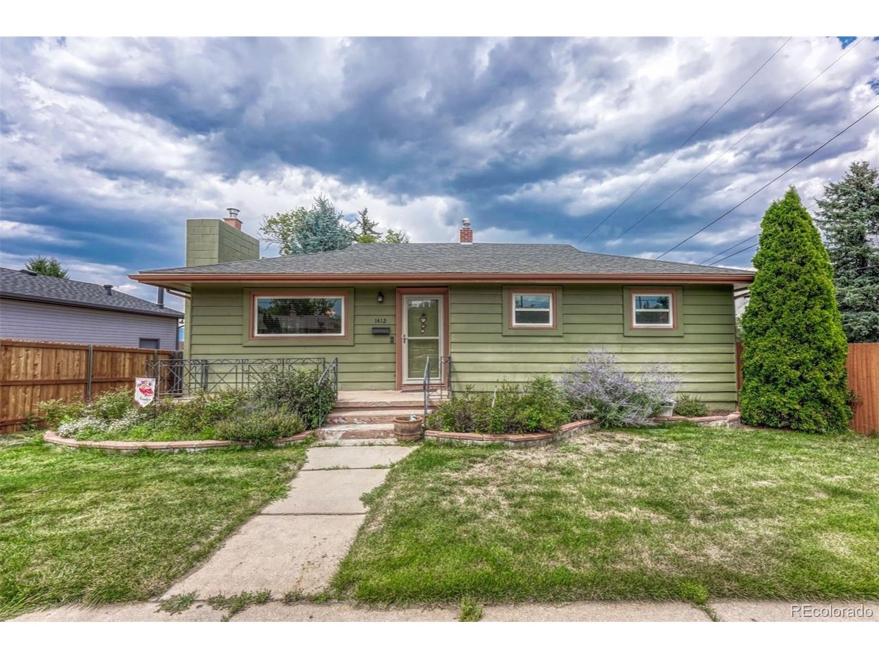1412 E Kiowa St — photo