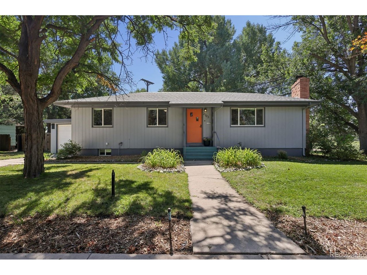 2103 Paseo Rd — photo