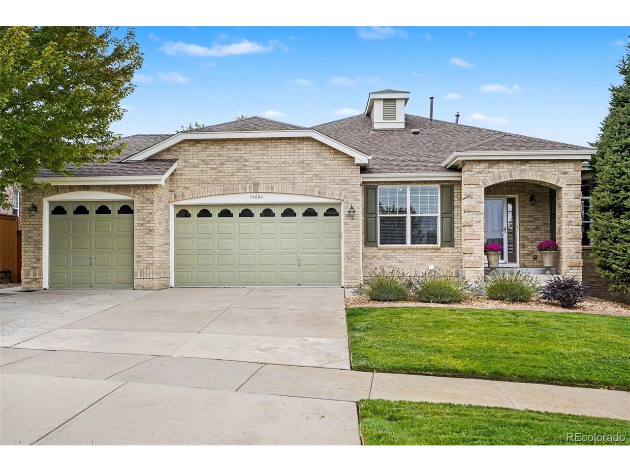 24604 E Crestline Pl — photo
