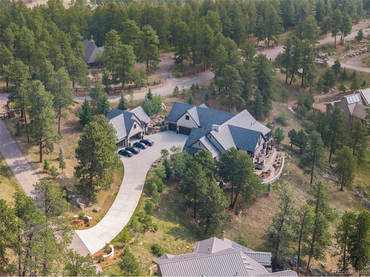 940 Twisted Pine Rd — photo