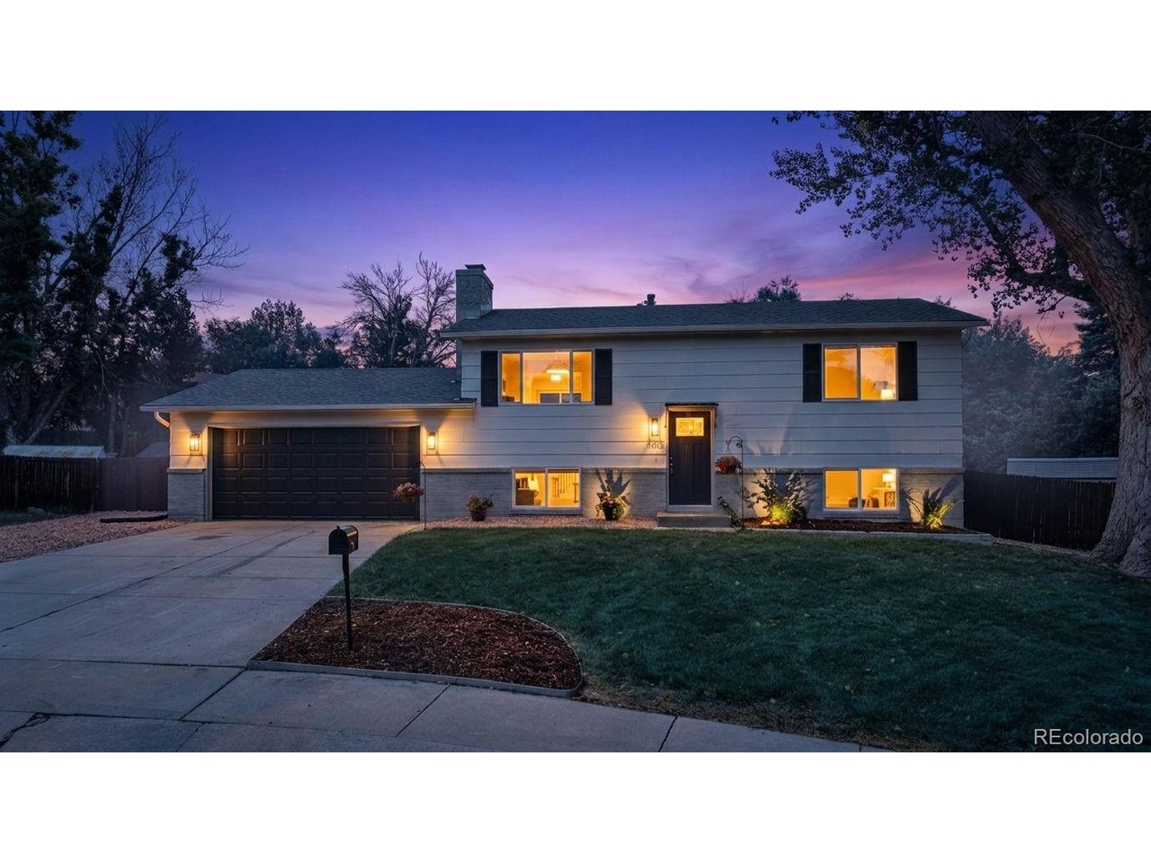 5015 Bonita Way — photo