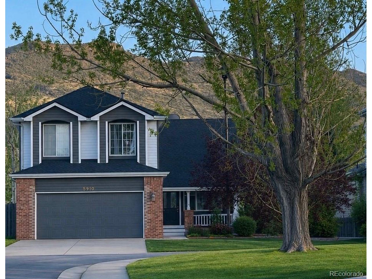 5910 Dunraven Way — photo