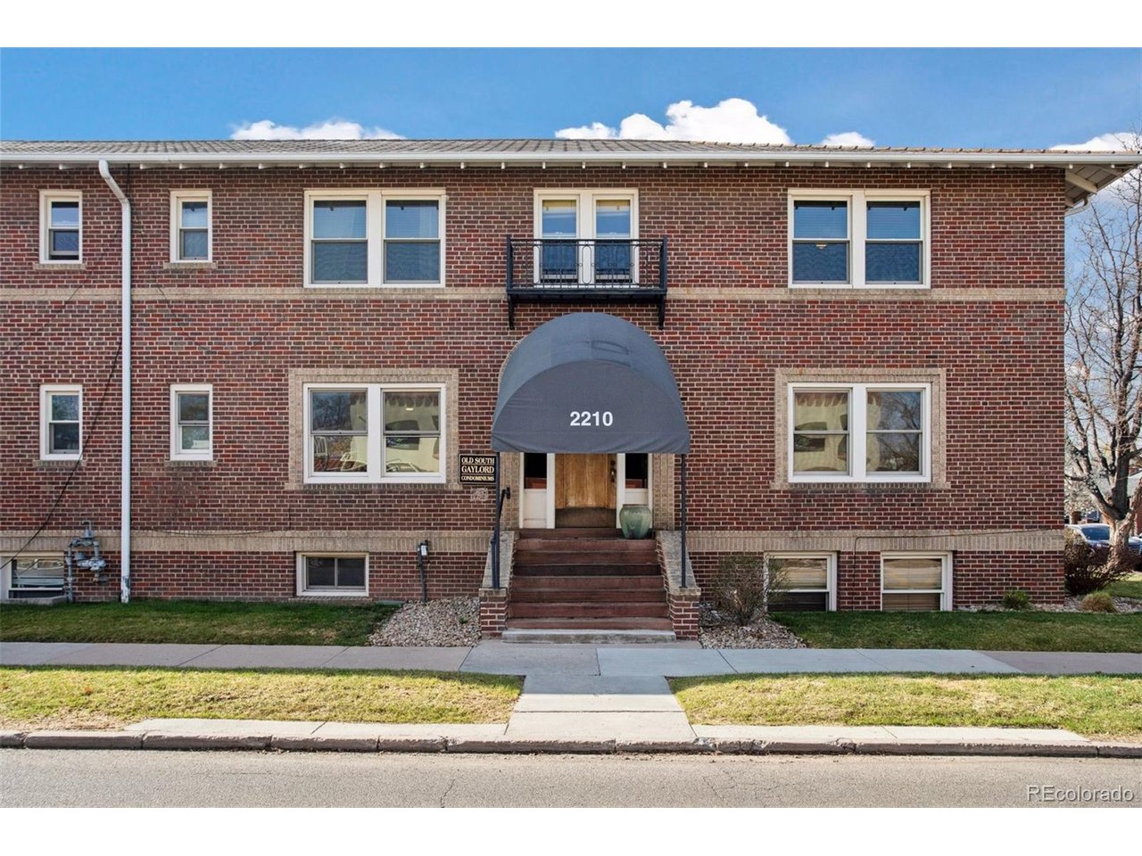 2210 E Mississippi Ave 3 — photo