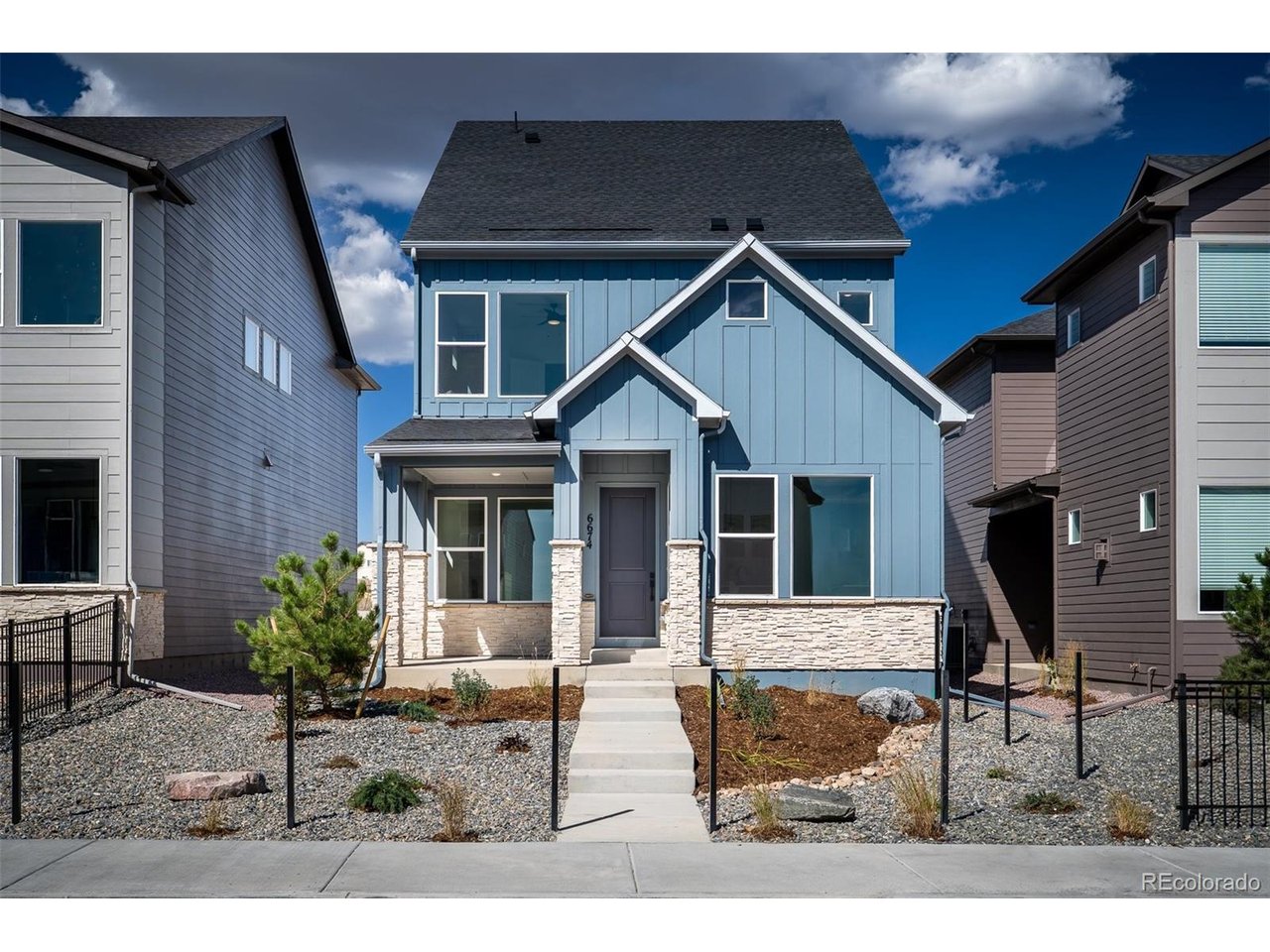 6674 Knapp Dr — photo