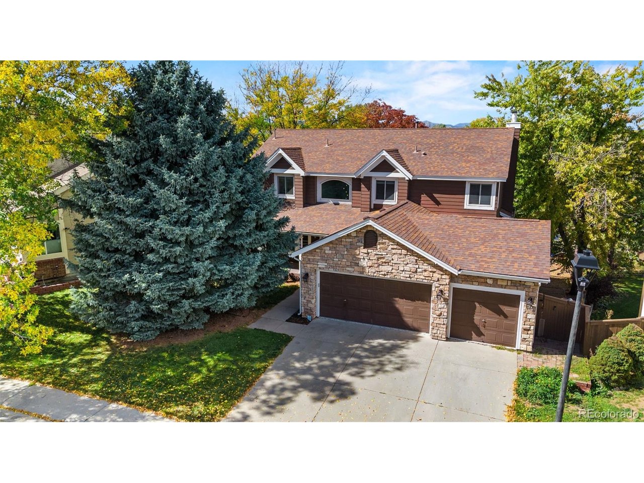 9131 Sugarstone Cir — photo