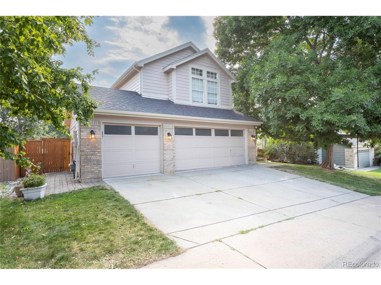 4703 N Wildflowers Way — photo