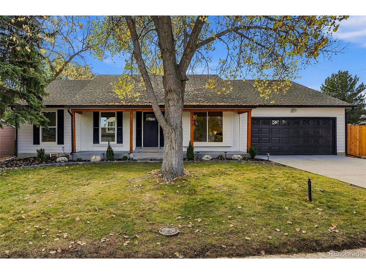 9796 W Morraine Ave — photo