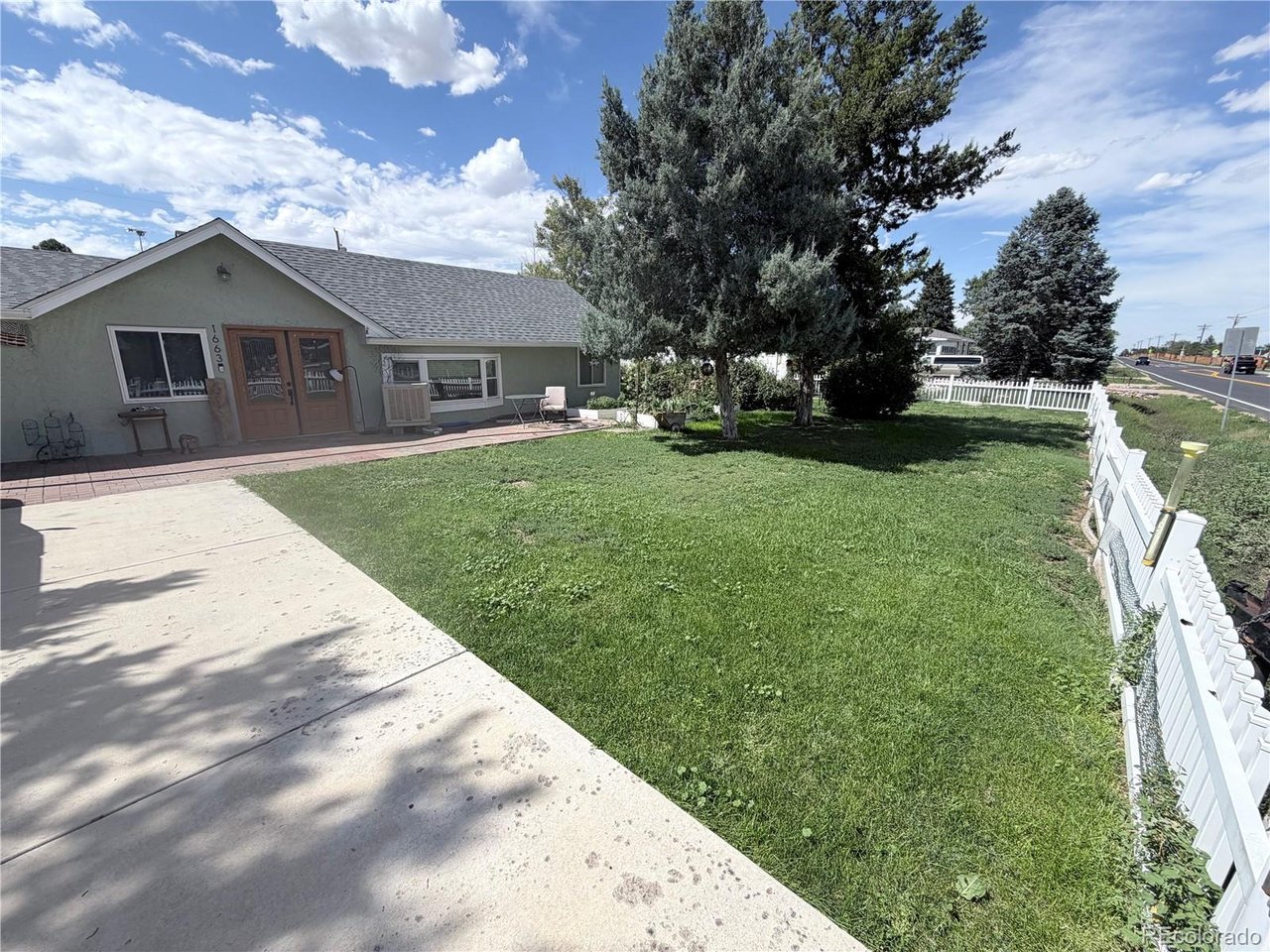 1663 Monroe St, Strasburg, CO 80136 — photo 2