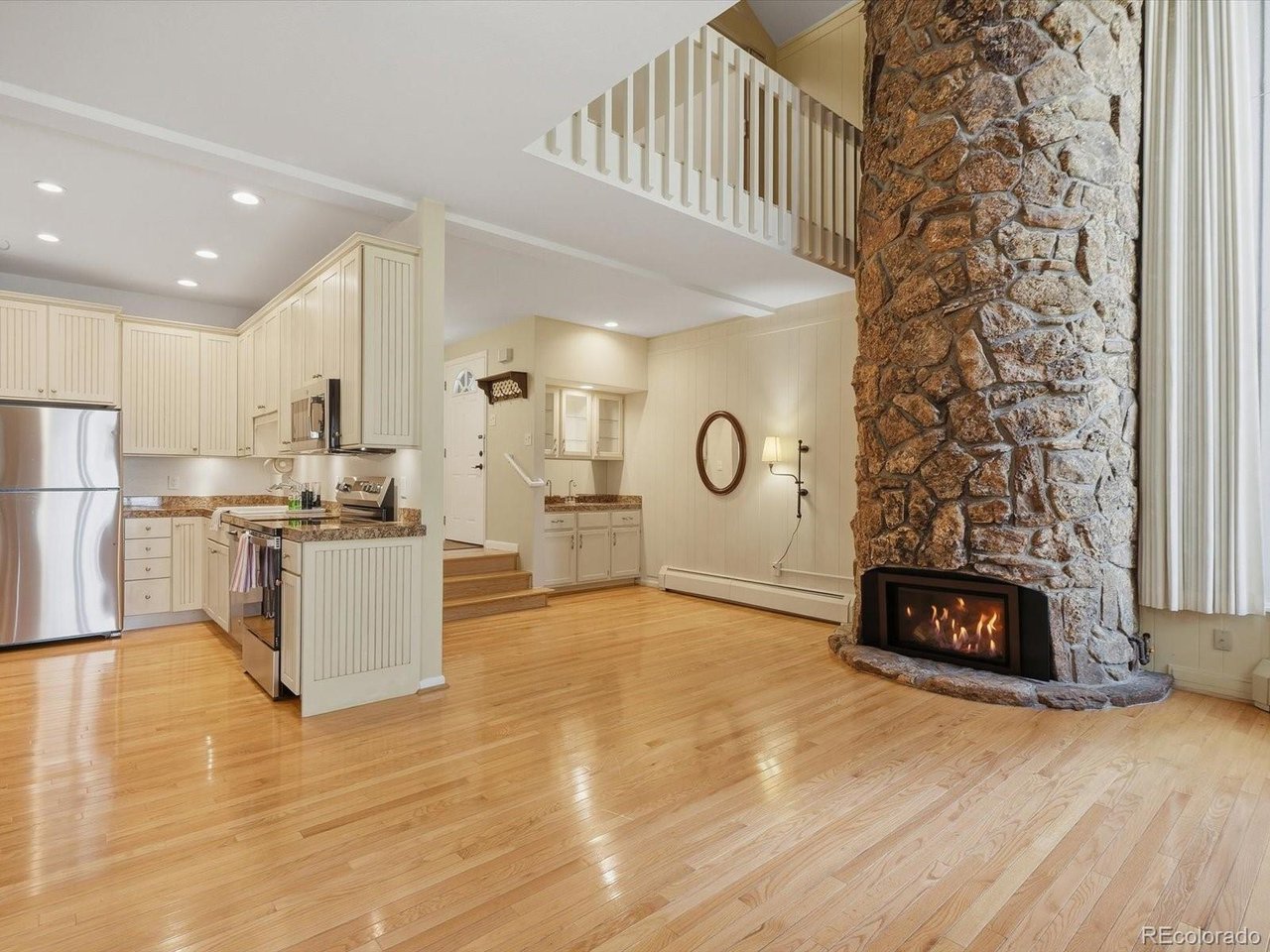 2418 Hearth Dr 4 — photo