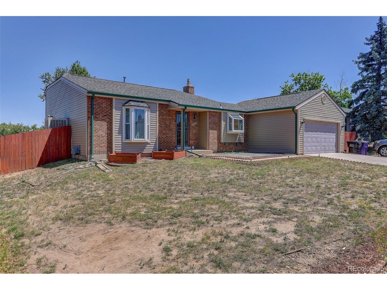 4684 Chandler Ct — photo