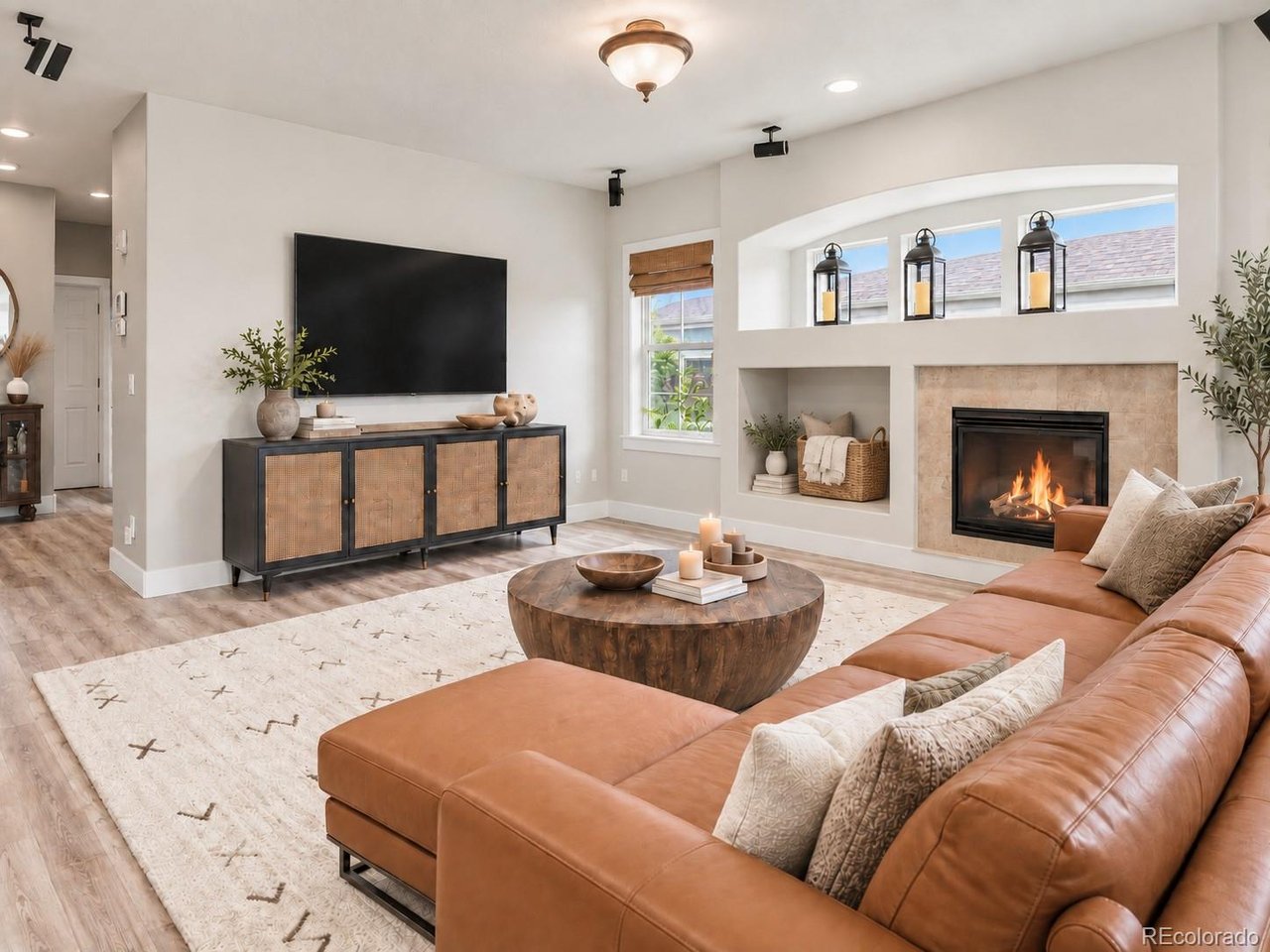 1418 Falcon Pl — photo