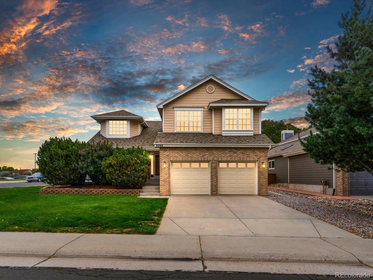 9748 Spring Hill Dr — photo