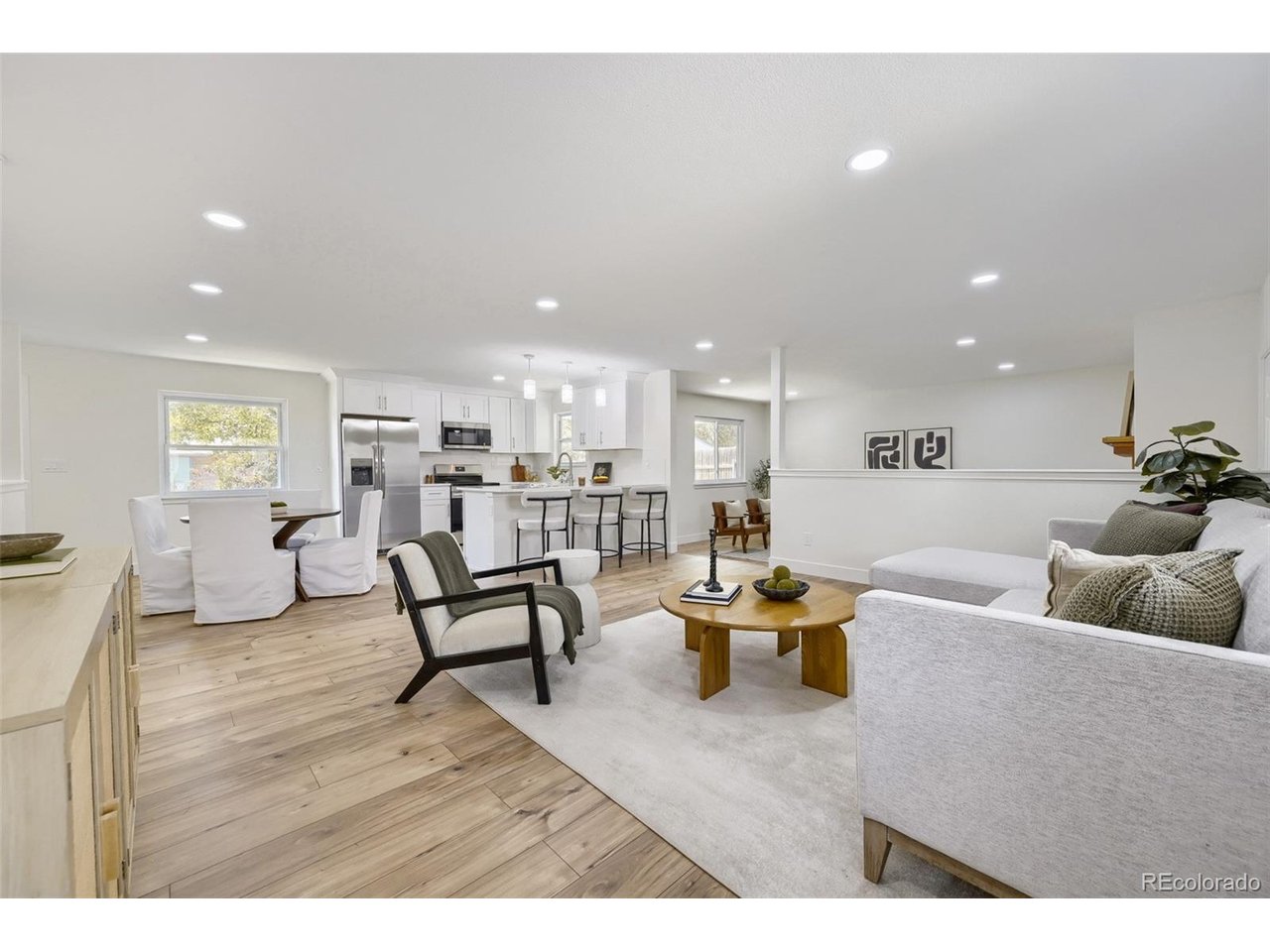 8839 Winona Ct — photo