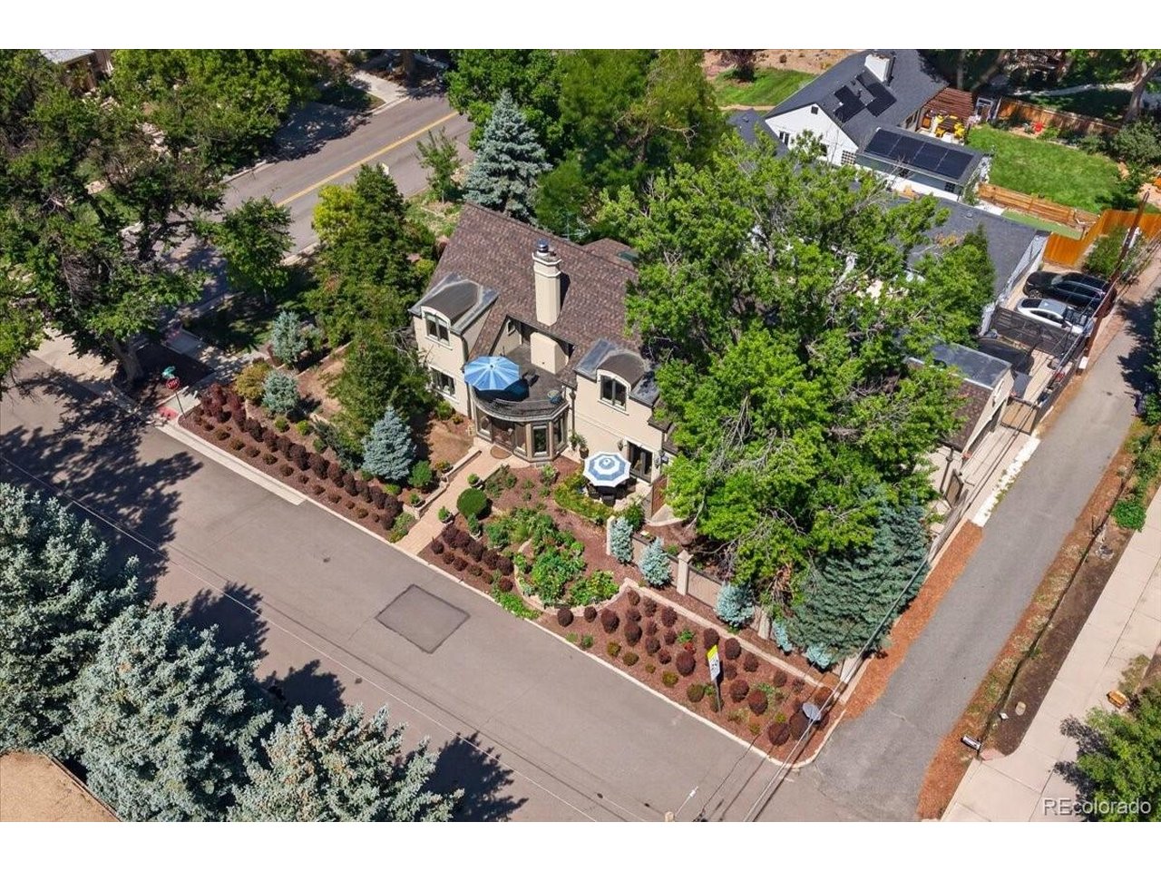 6901 E 12th Ave, Denver, CO 80220 — photo 2