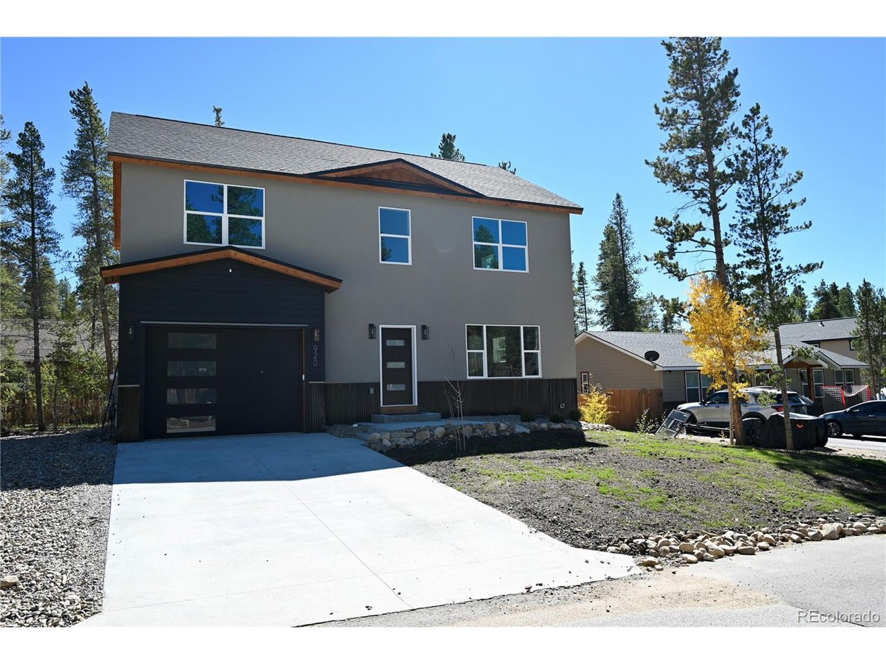 920 Copper Dr — photo