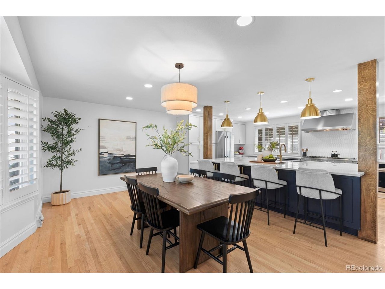 4424 E Maplewood Ave — photo