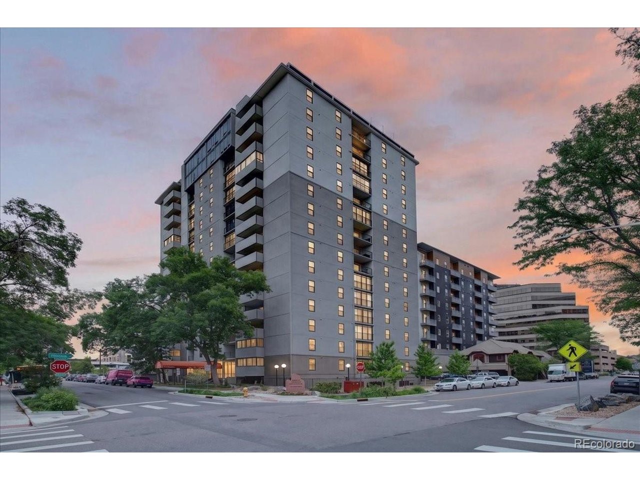 2 Adams St 205 — photo