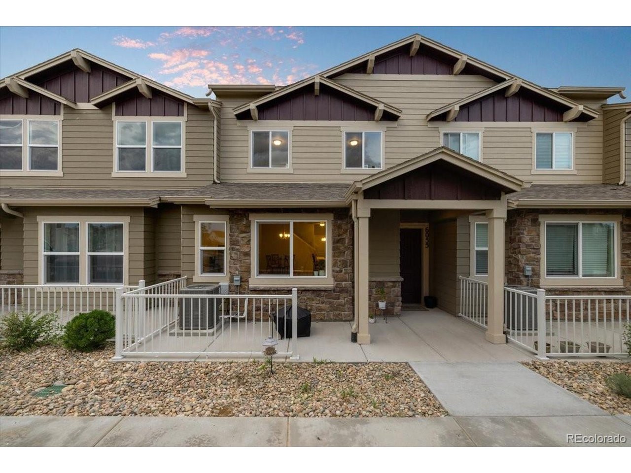 6055 White Wolf Pt — photo