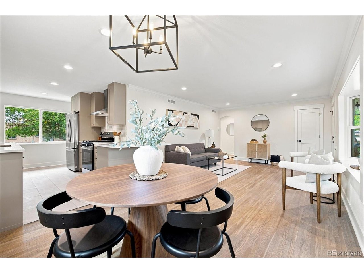 7471 Wilson Ct — photo