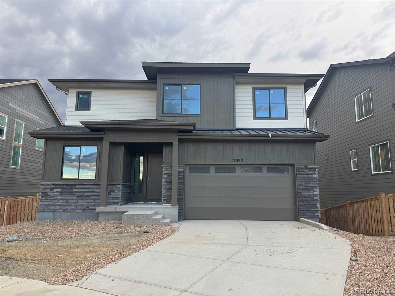20911 Grays Peak Dr — photo