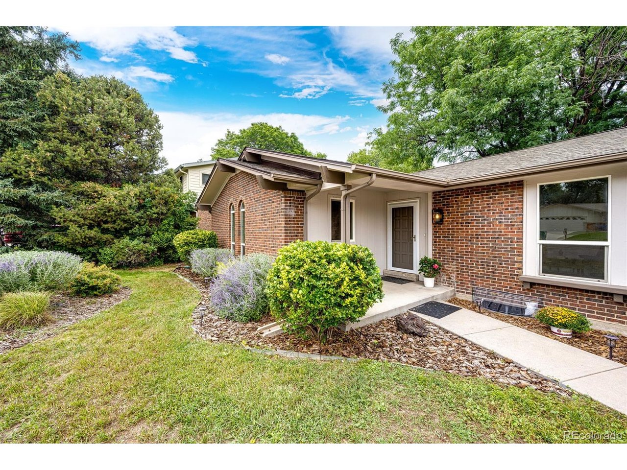 5829 W Fair Dr — photo