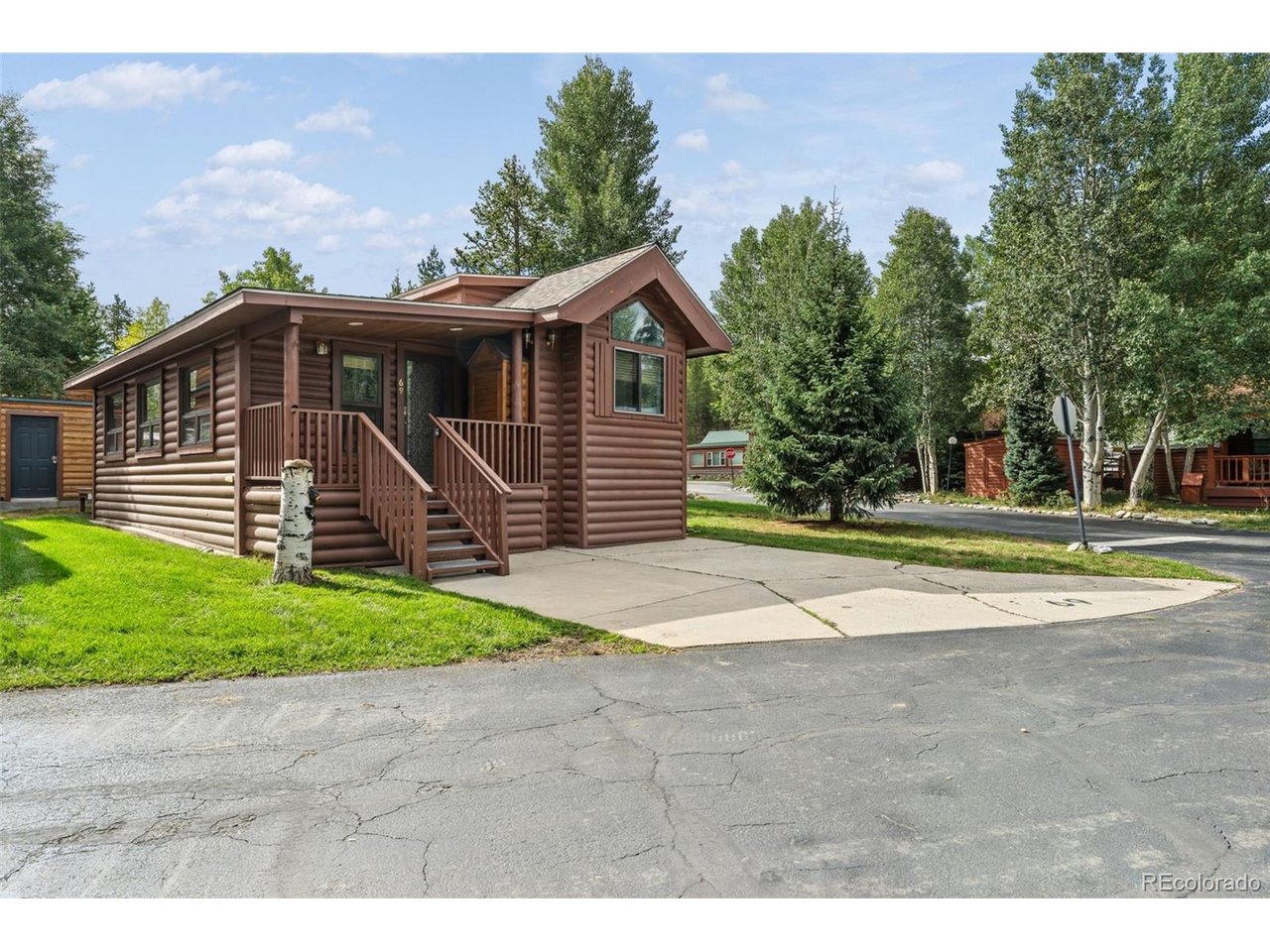 85 Revett Dr 69 — photo