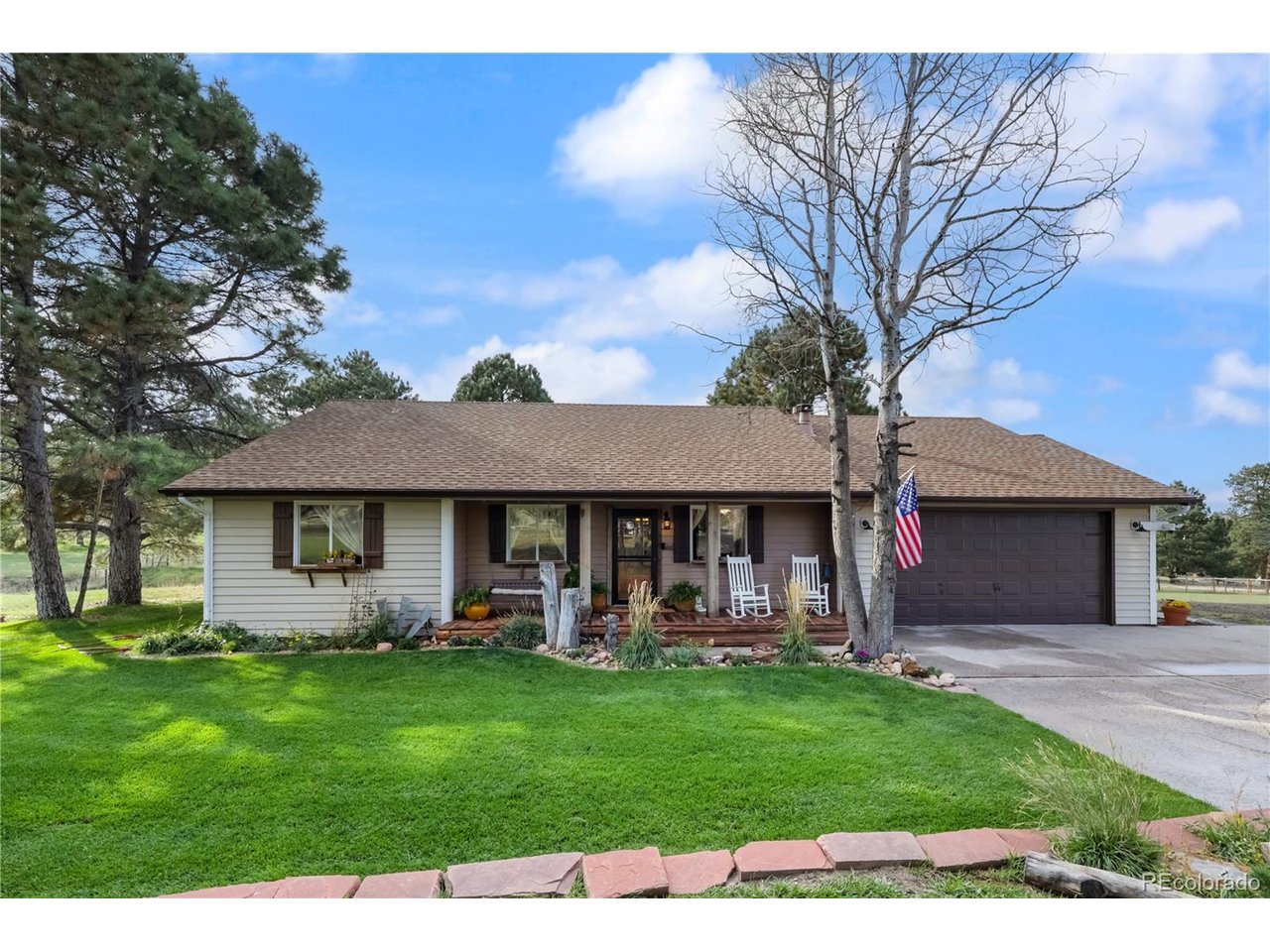 1783 Kiowa Trl — photo