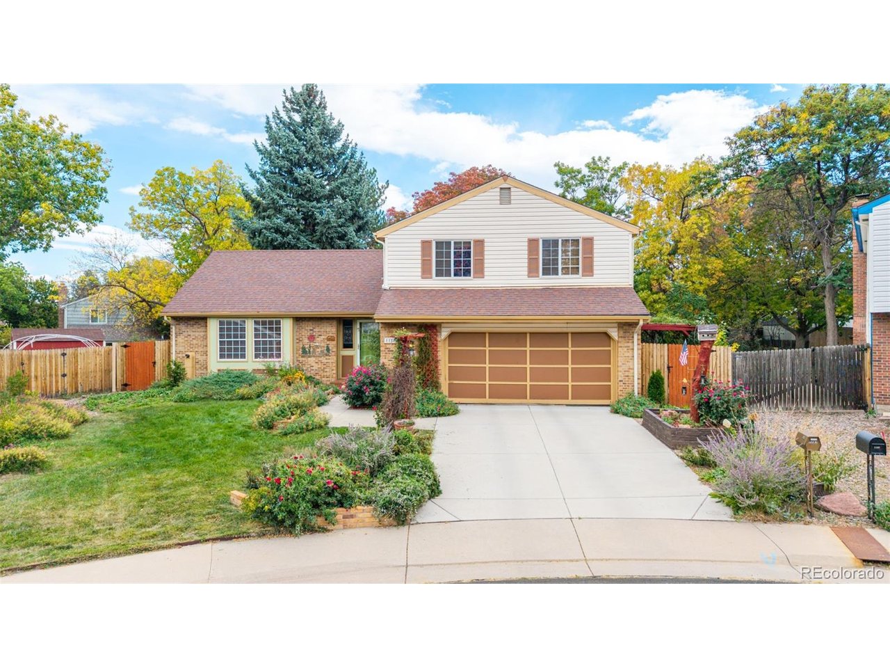 1187 E Irwin Pl — photo