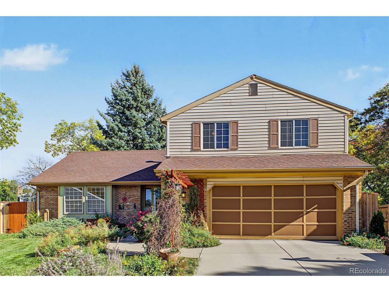 1187 E Irwin Pl, Centennial, CO 80122 — photo 2