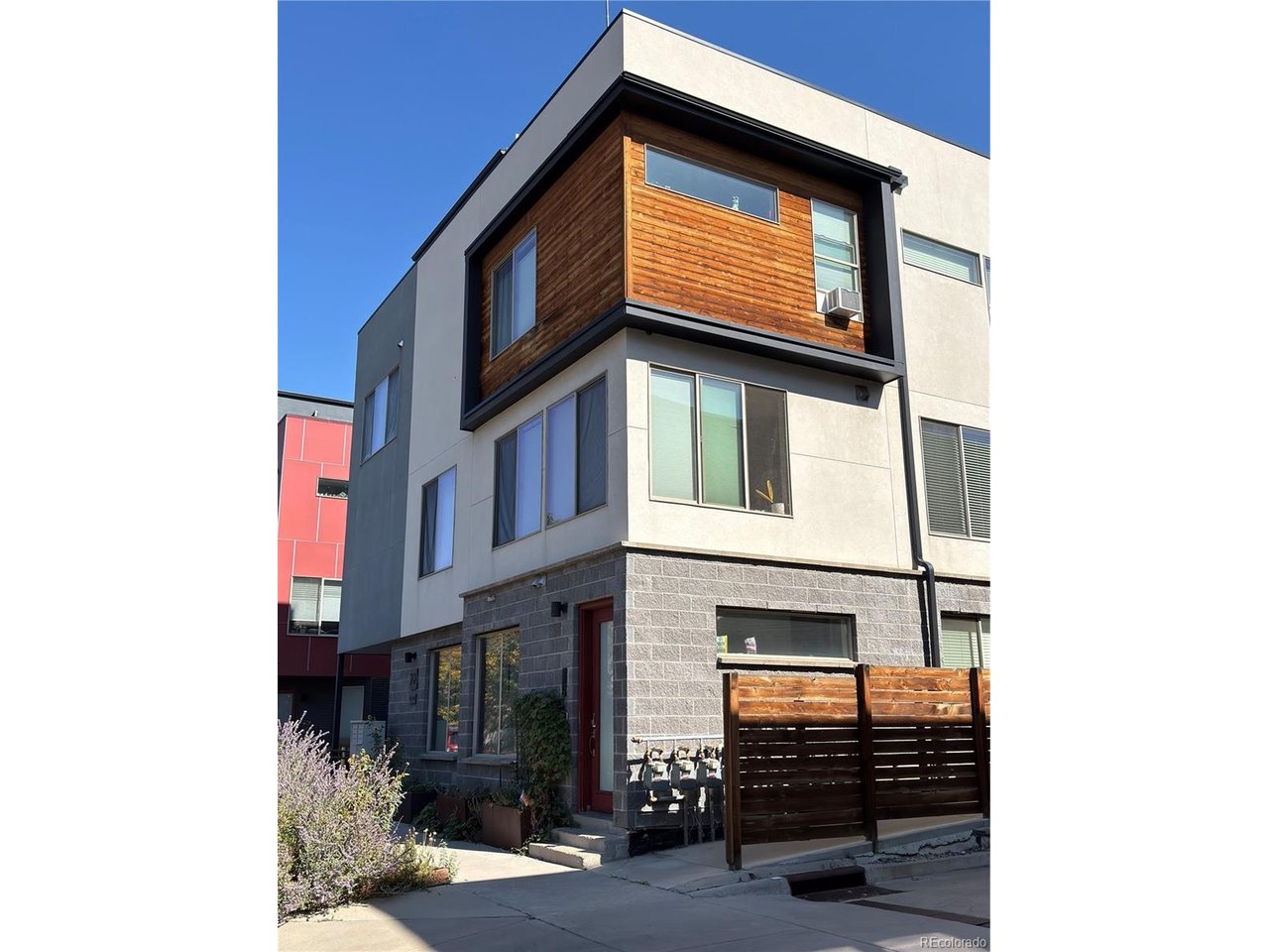 70 Galapago St Unit 106 — photo