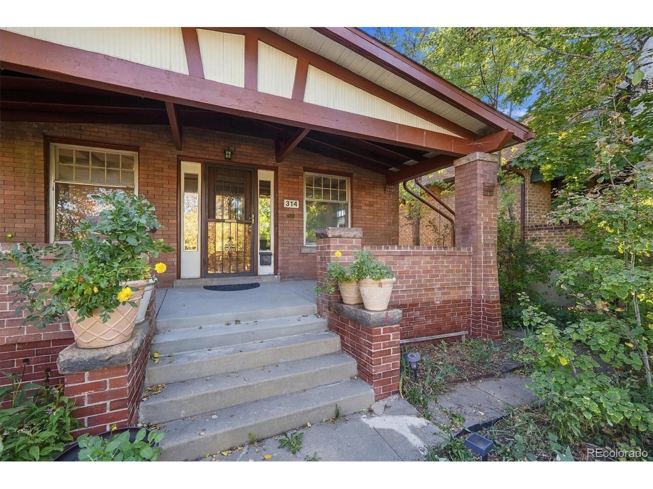 314 S Clarkson St — photo