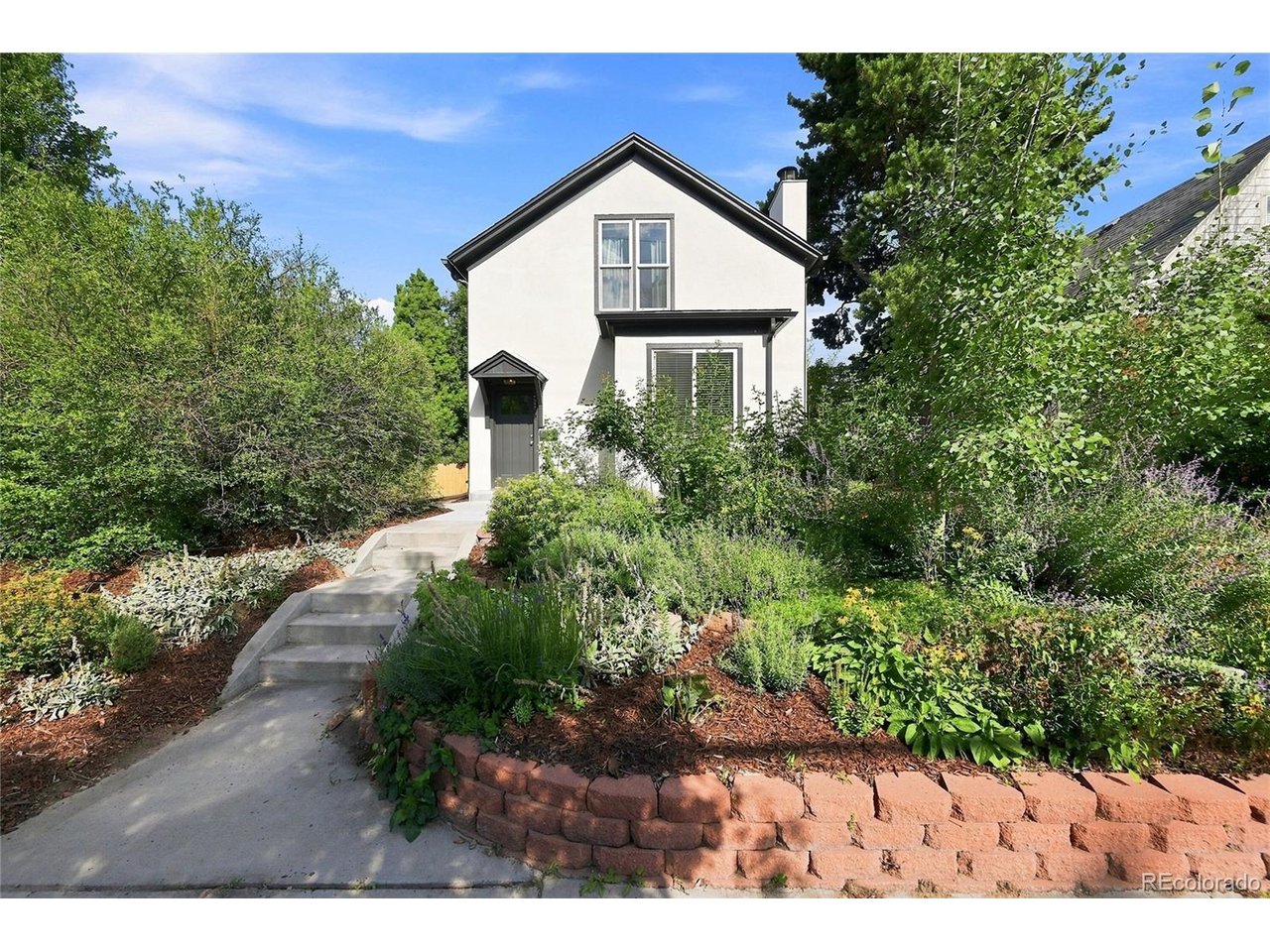 2518 Irving St — photo