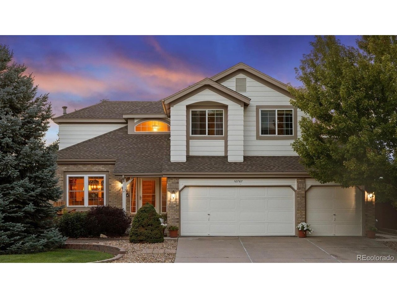 10767 Pikeview Ln — photo