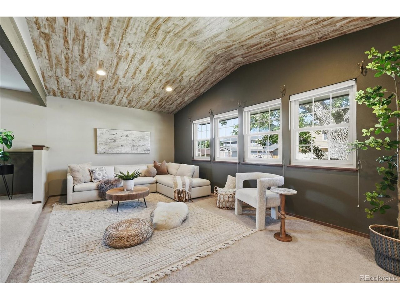 8888 Jellison Ct — photo