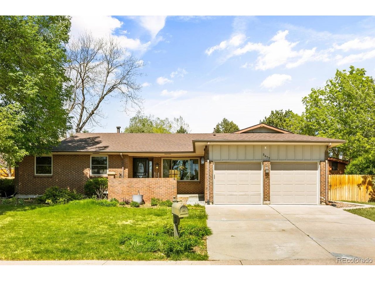 5477 S Cimarron Rd — photo