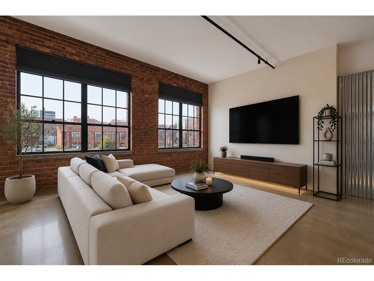 2500 Walnut St Unit 202 — photo