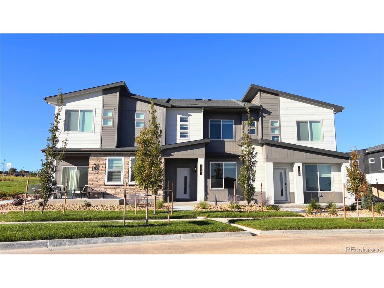15594 Gilpin Ave — photo